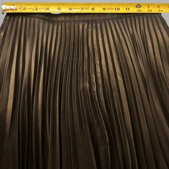 Karen Millen black pleated skirt - Picture 3 of 4